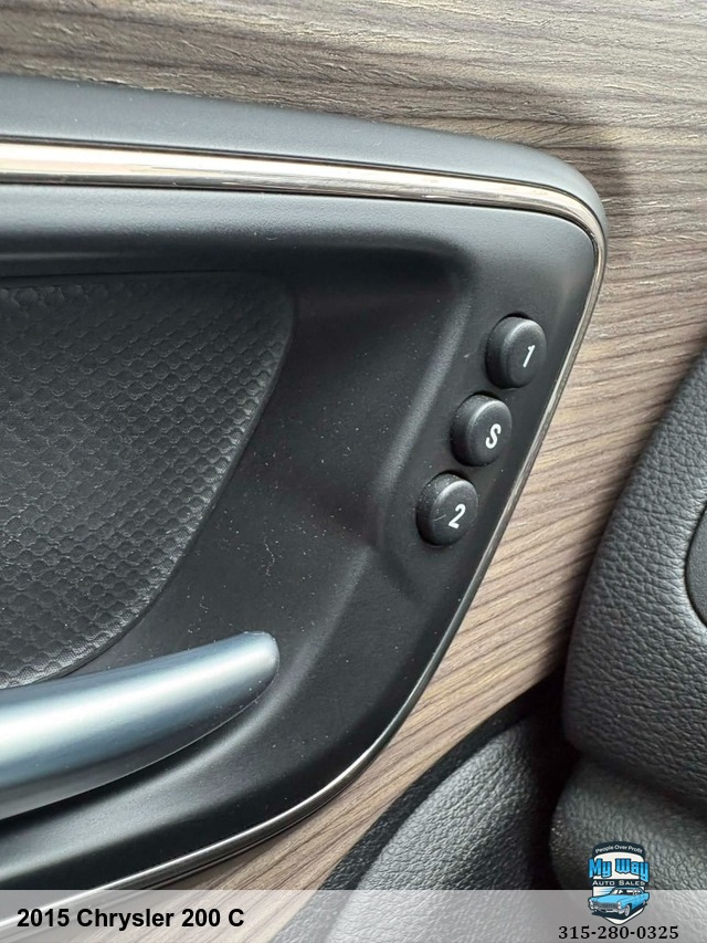 2015 Chrysler 200 C